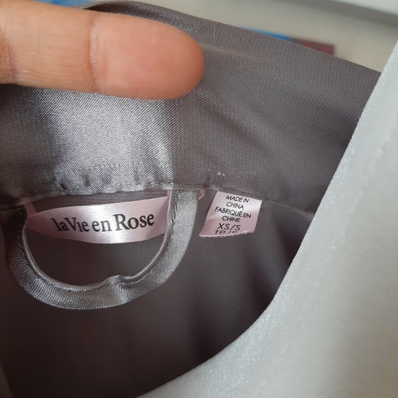 2 sets La Vie En Rose Intimates & Sleepwear - Picture 5 of 6